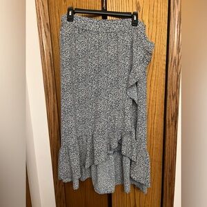 Lauren Conrad floral skirt